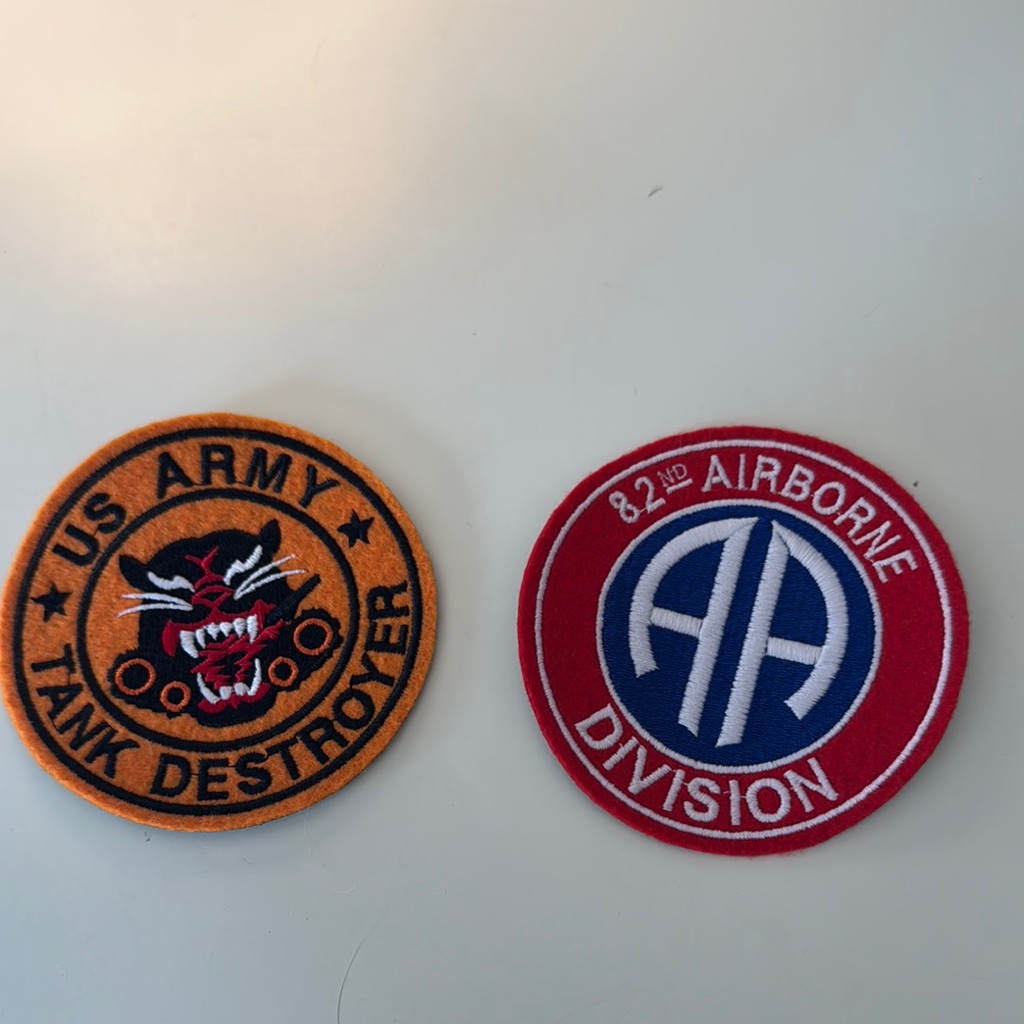 Us Army Tank Destroyer And 82nd Airborne Division Patches